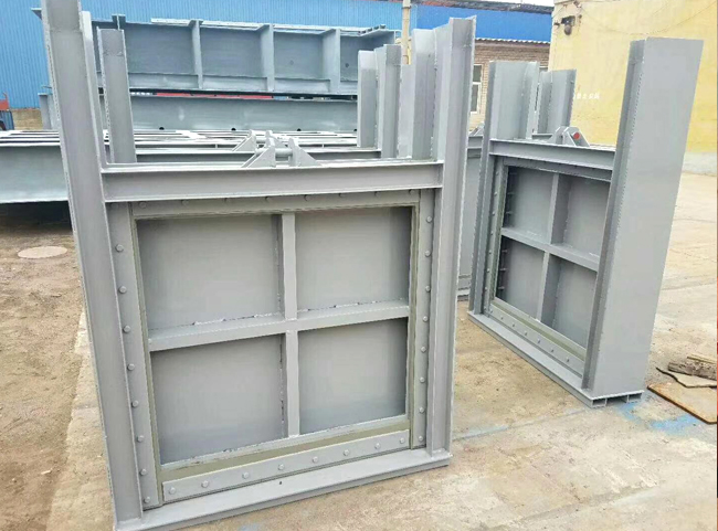 ����բ��